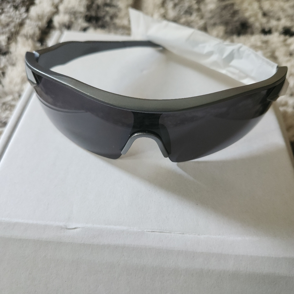 Stylish Black Gray Sunglasses